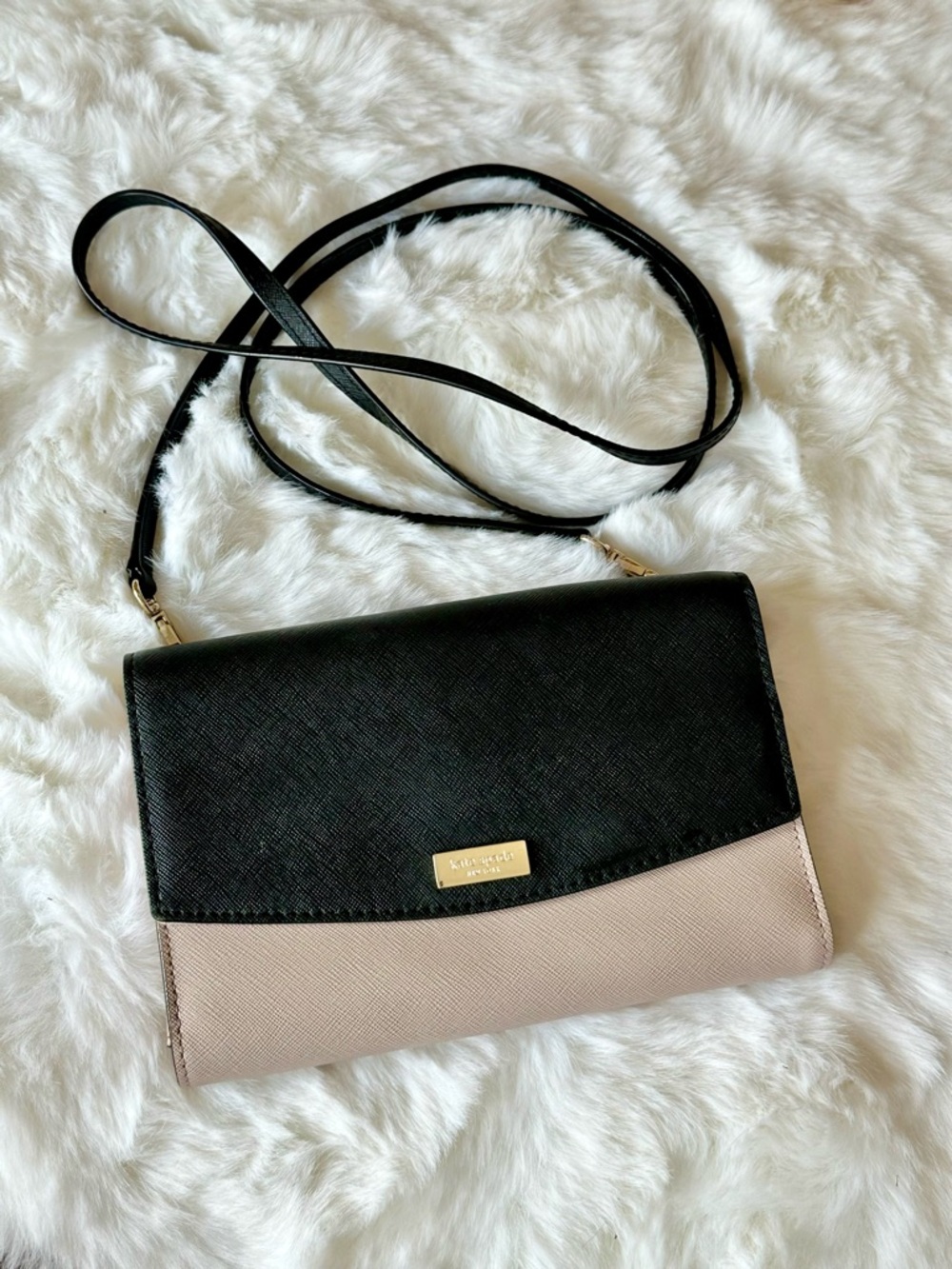 kate spade Black Almond Laurel Way Winni Crossbody Wallet Bag
